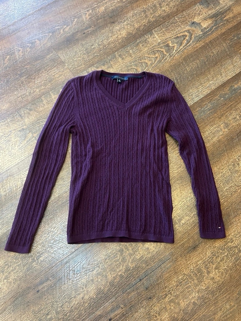 Tommy Hilfiger Women's V-Neck Cable Knit Sweater - Plum